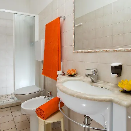 Venus 3* Ριτσιόνε